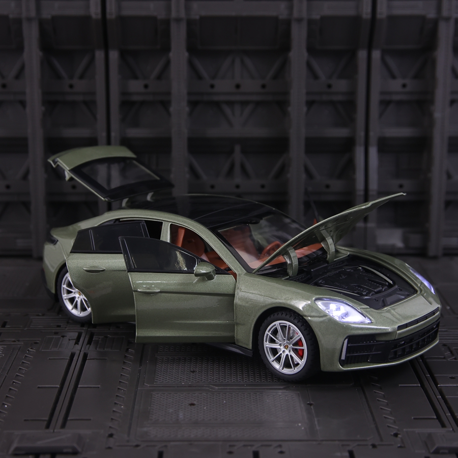 1:24 Simulate Porsche Panamera - đánh giá và giá Audio Music Car
